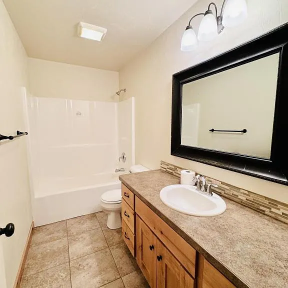 1043 Road Runner St — Photo 26