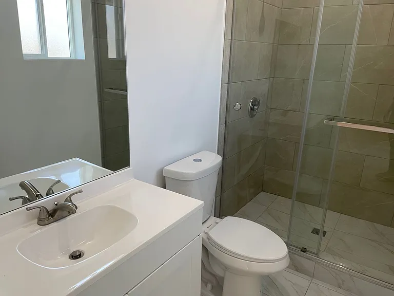 317 1/2 N Alvarado St — Photo 14