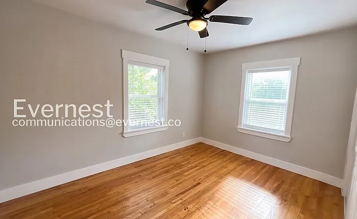 306 Red Oak Dr — Photo 8