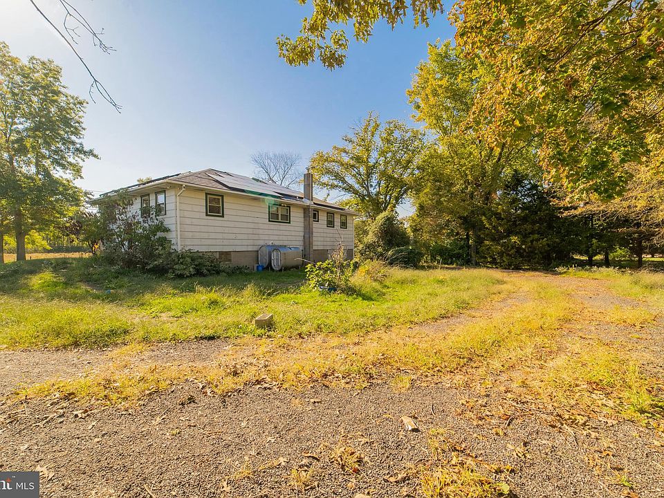 885 Main St, Dividing Creek, NJ 08315 Zillow