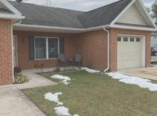 3C Fleming Dr, Hancock, MD 21750