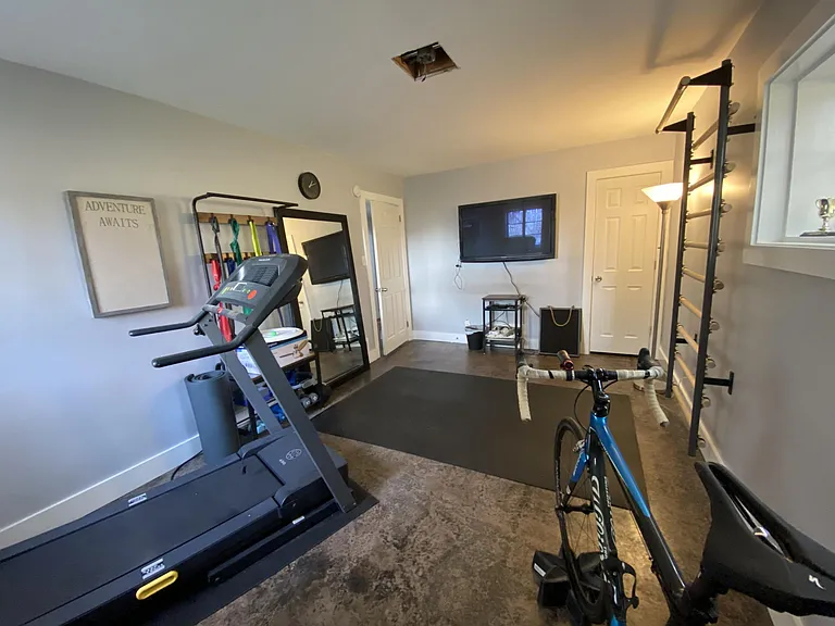 4975 Lake Forrest Dr — Photo 20