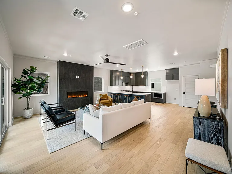 3773 Riverside Dr #3773 — Photo 8