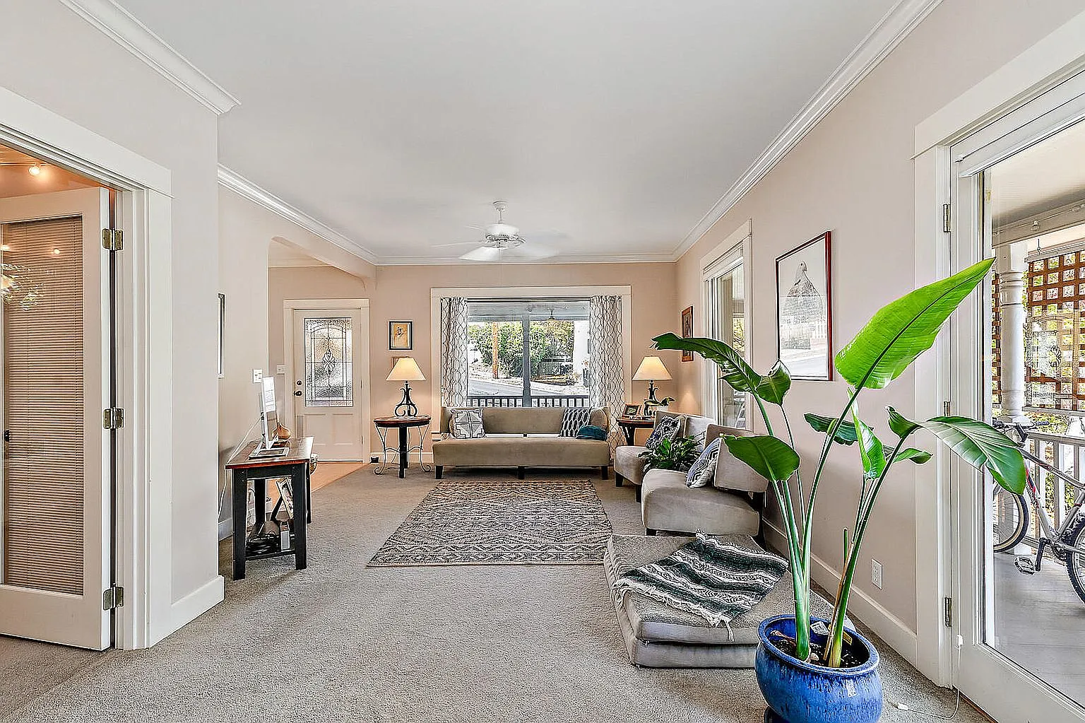 3 bed, 1584 sqft, $2,999 — Photo 2