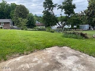 2nd image of 3808 Deepwood Dr