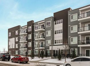 33 N Carringham Gate NW #2201, Calgary, AB T3P 2H6