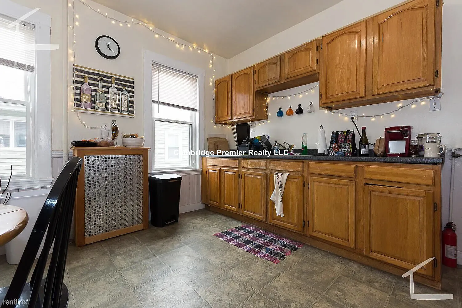 3 bed, 1000 sqft, $3,450 — Photo 2
