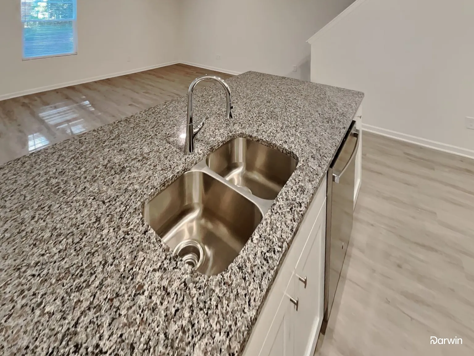 3 bed, 2.5 bath, 1510 sqft, $1,935 — Photo 3