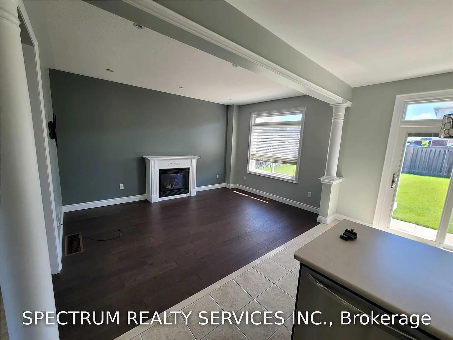 3 bed, $2,999 — Photo 3