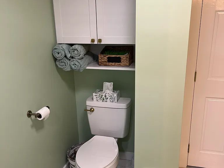 643 West St — Photo 22