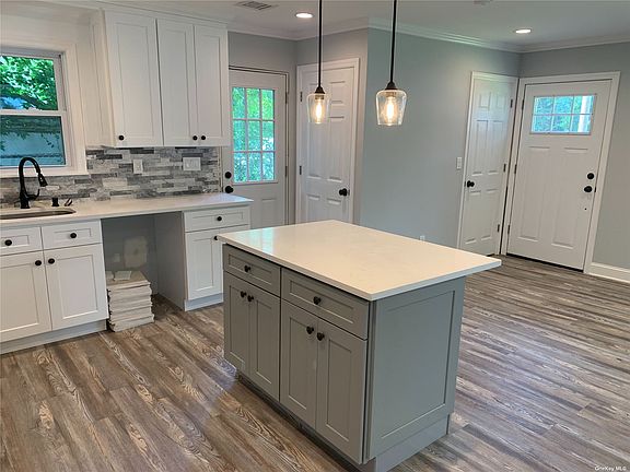 2nd image of 86 Palmetto Dr