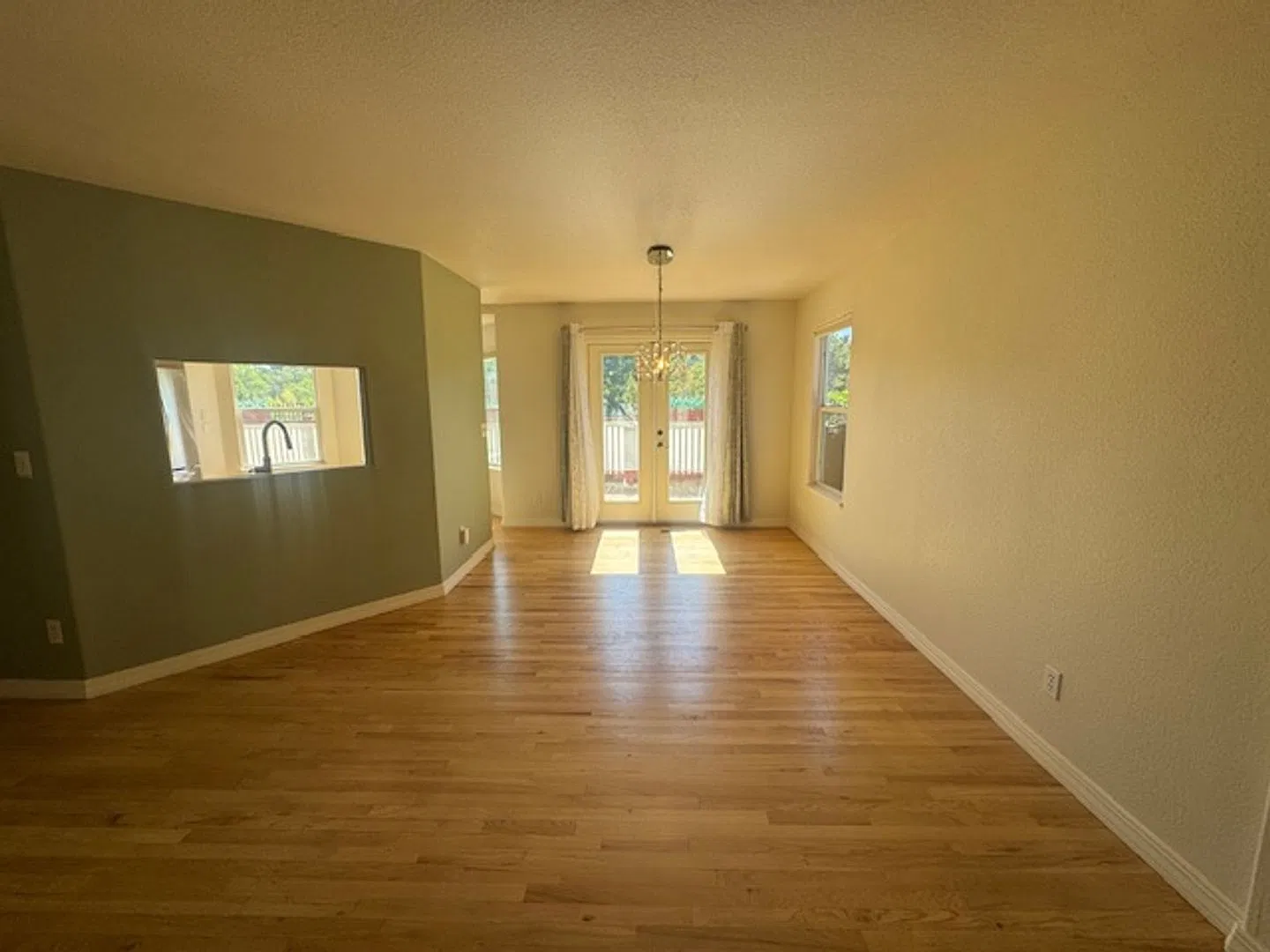 Spacious 3-Bedroom, 3-Bath Home with Open-Space Views & Attached Garage — Photo 3