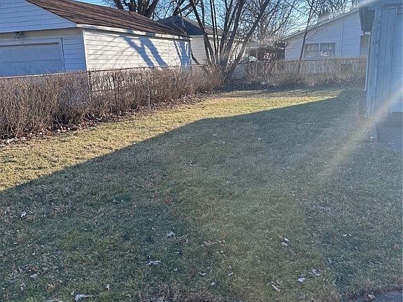 5th image of 349 Lynne Dr