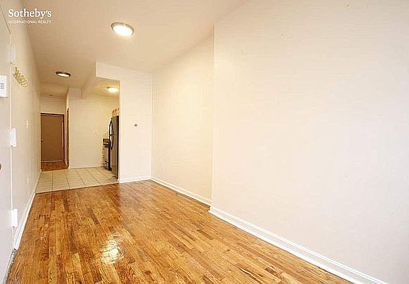 2nd image of 4 W 130th St #3