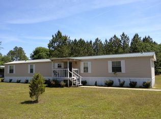 1913 Swamp Rd, Waycross, GA 31503