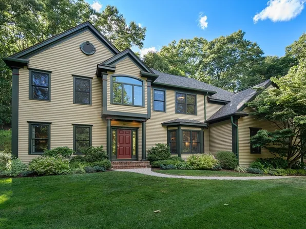 111 Dutton Rd, Sudbury, MA 01776