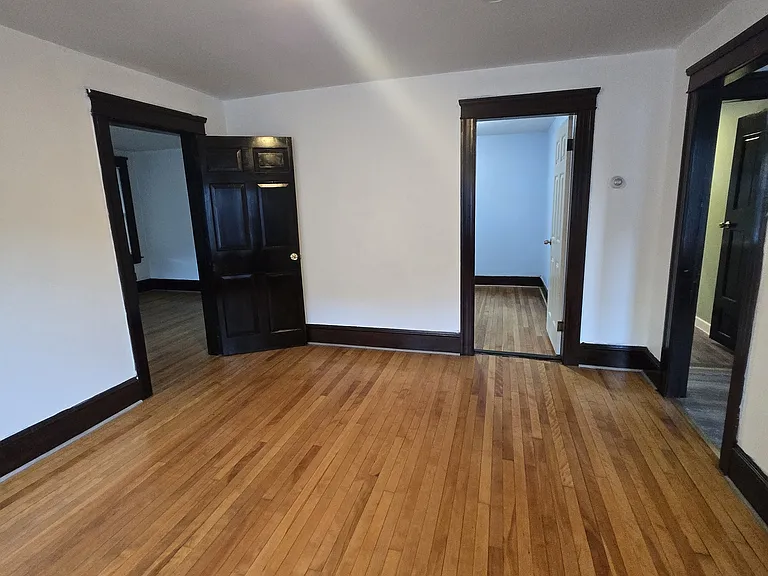 36-38 Fairfield St #2 — Photo 20