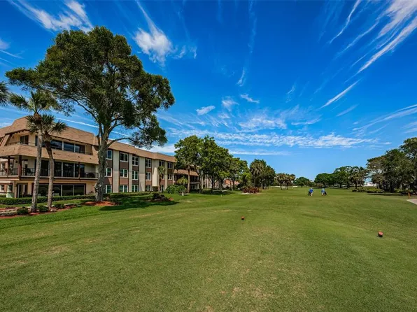 3035 COUNTRYSIDE BOULEVARD #31B, CLEARWATER, FL 33761