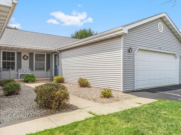 210 N 11th Ave, Winneconne, WI 54986