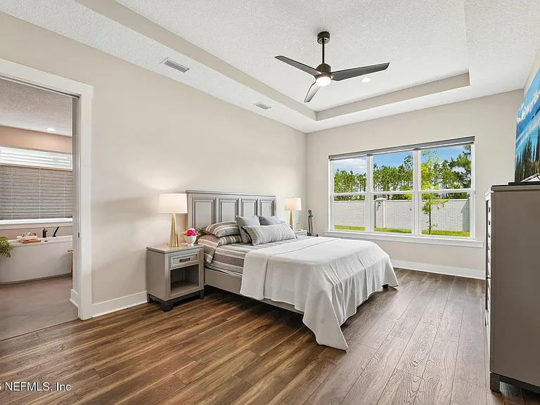 10223 Silverbrook Trl — Photo 25