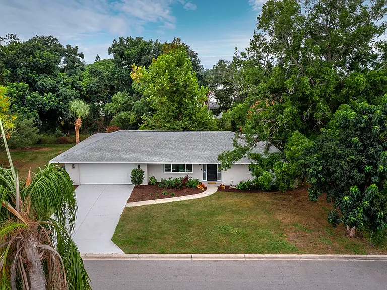 3142 Rose St — Photo 1