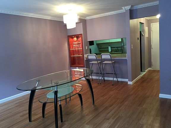 5th image of 3171 Whitney Avenue #1G