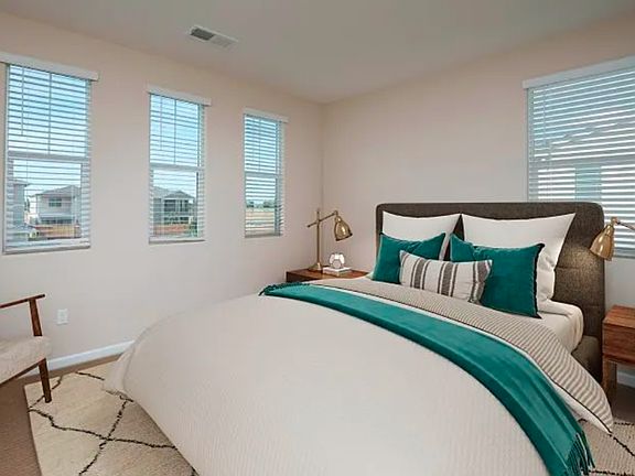 3rd image of 7304 Legran Dr