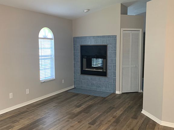 New floors in all bedrooms
