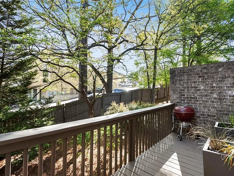 2663 Rivers Edge Dr NE — Photo 17