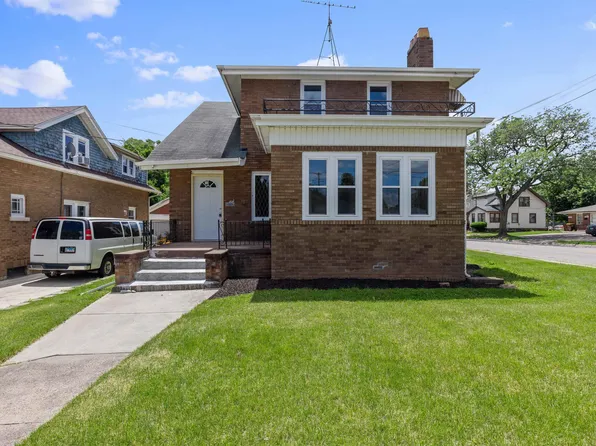1320 Montague St, Rockford, IL 61102