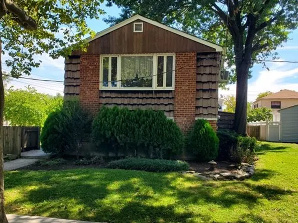 10584 Flatlands 6th St, Brooklyn, NY 11236