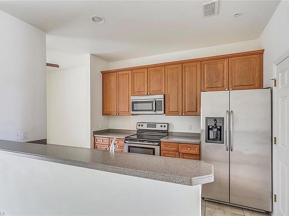 3rd image of 26551 Robin Way #D