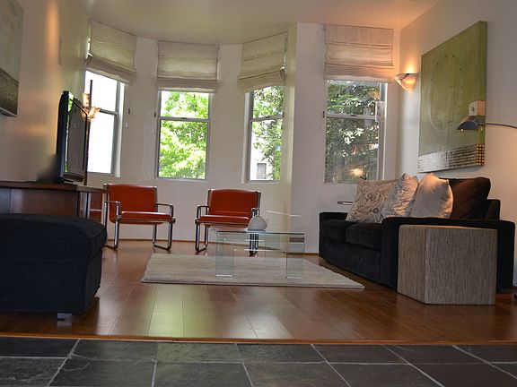 2nd image of 427 Alma St APT 306