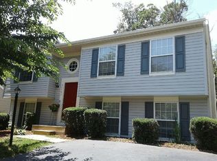 20797 Cross Timber Dr, Ashburn, VA 20147