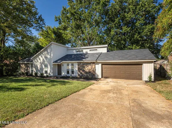 5629 Ridgetop Dr, Horn Lake, MS 38637
