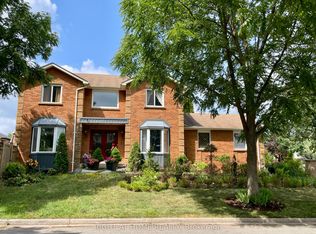 1689 Major Oaks Rd, Pickering, ON L1X1X1