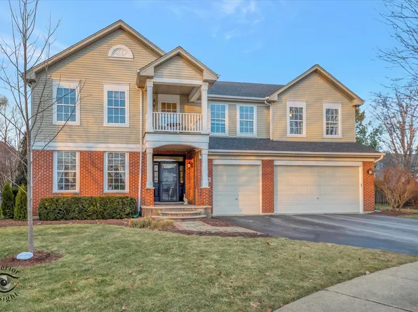 3286 Knollwood Cir, Geneva, IL 60134