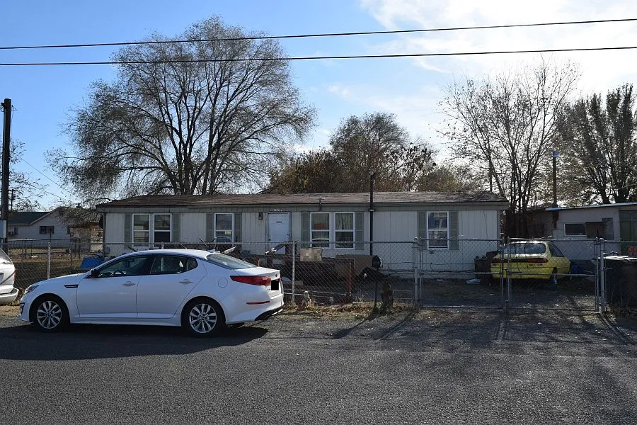 1506 Simpson Ln photo 1
