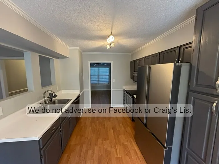 156 Hickman Ct — Photo 6