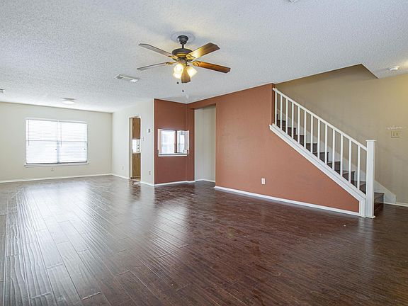 3rd image of 4818 Galewood Ave