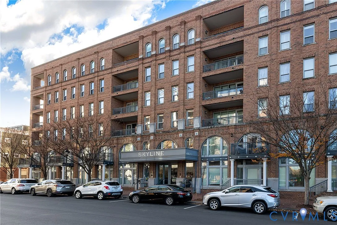 2 bed, 2.0 bath, 1688 sqft, $3,000 — Photo 2