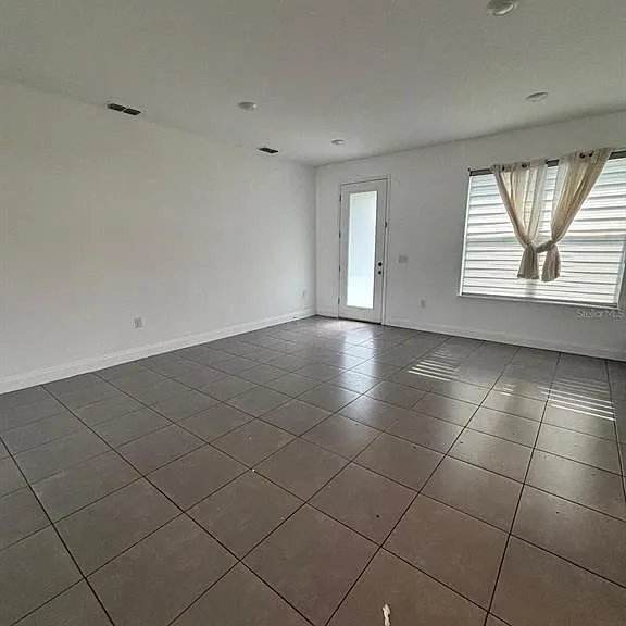 2399 Missouri Ave — Photo 9