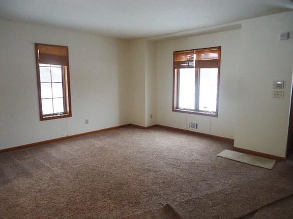 4th image of 6193 Creek View Trl