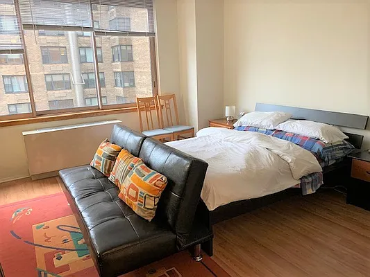 Rented by Oxford Property Group | media 25
