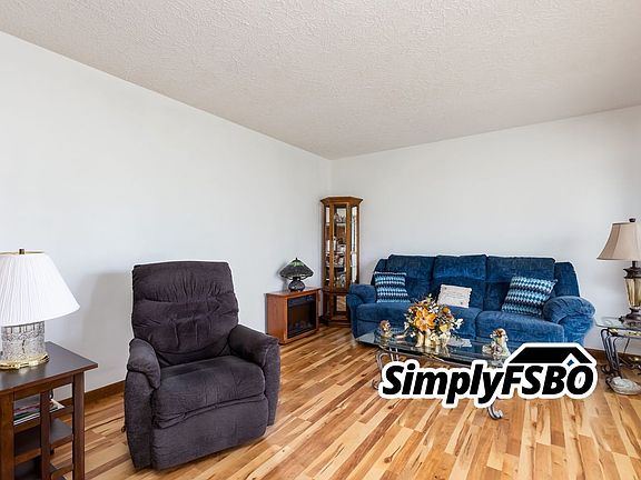 3rd image of 125 39th Ave