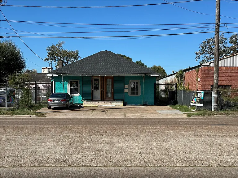 304 S Lockwood Dr — Photo 6