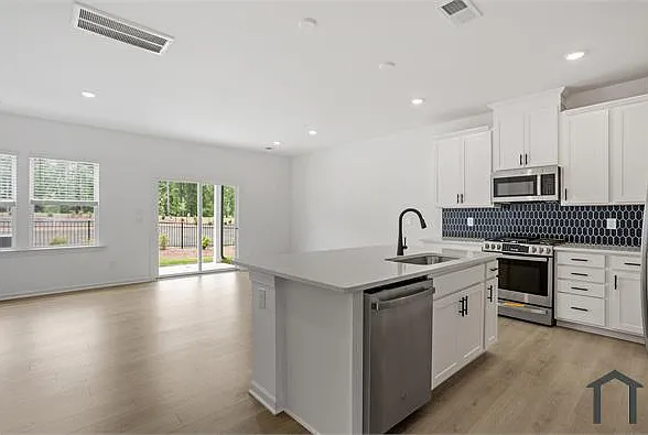 8740 Wardle Ct — Photo 5