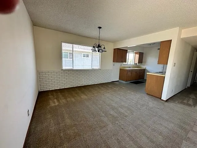 332 Carriage Dr #2 — Photo 3