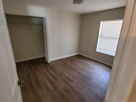 3rd image of 1105 Newton Ave S #A