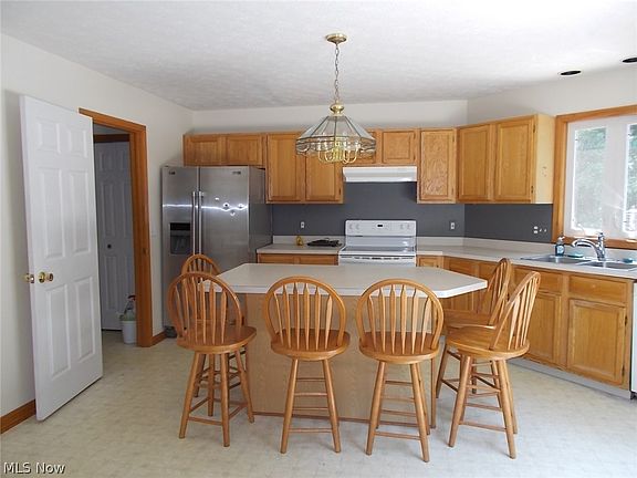 2nd image of 6343 Oak Tree Dr S